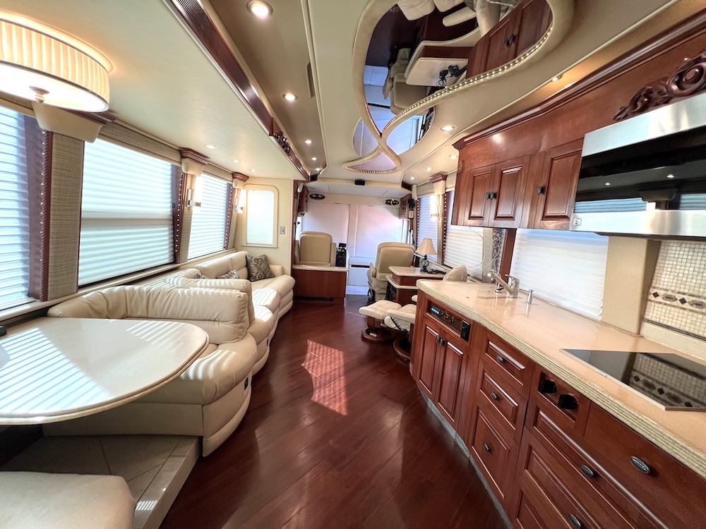 2004 Prevost Royale XLII For Sale