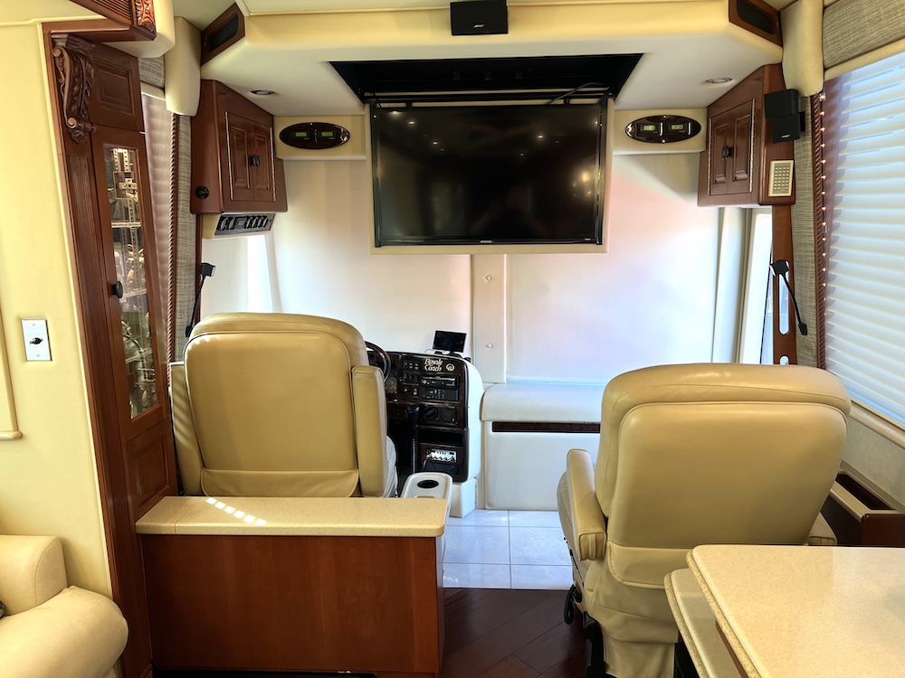 2004 Prevost Royale XLII For Sale