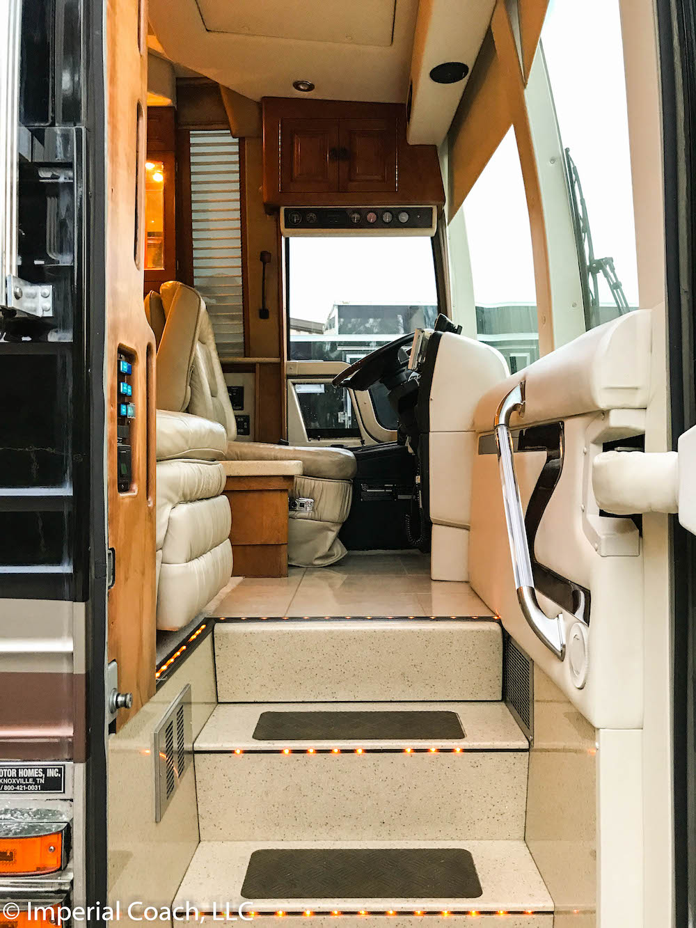 2004 Prevost Royale XLII For Sale