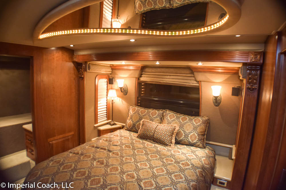 2004 Prevost Royale XLII For Sale