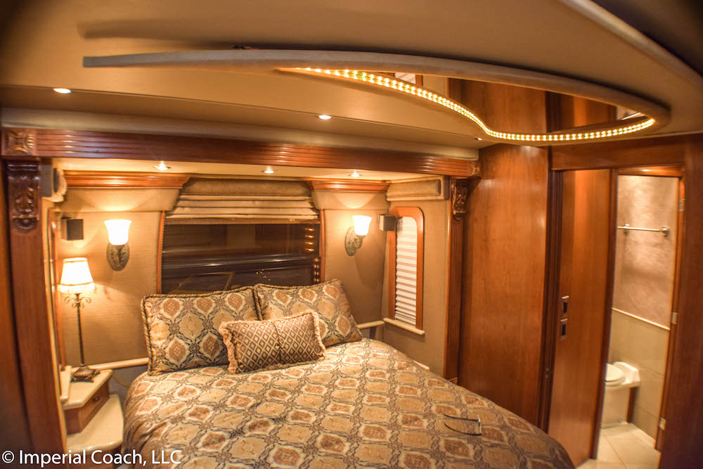 2004 Prevost Royale XLII For Sale