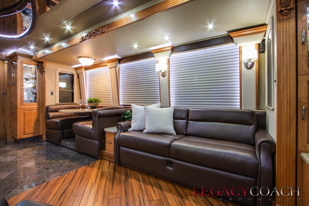 2004 Prevost Royale XLII For Sale