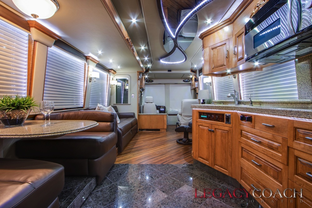 2004 Prevost Royale XLII For Sale