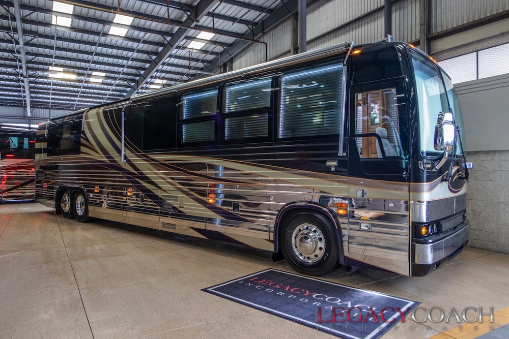 2004 Prevost Royale XLII For Sale