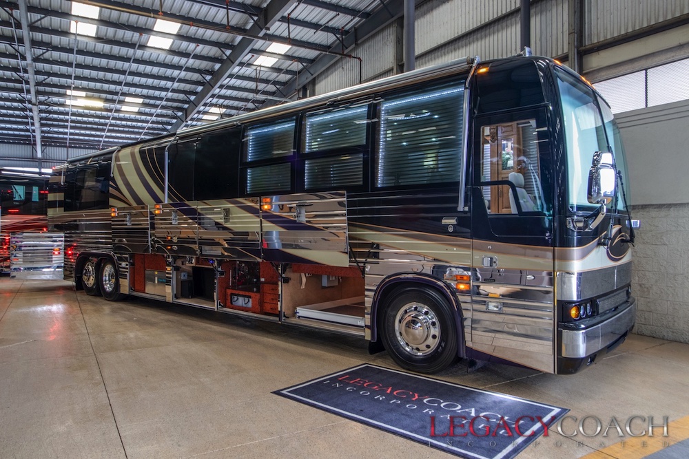 2004 Prevost Royale XLII For Sale