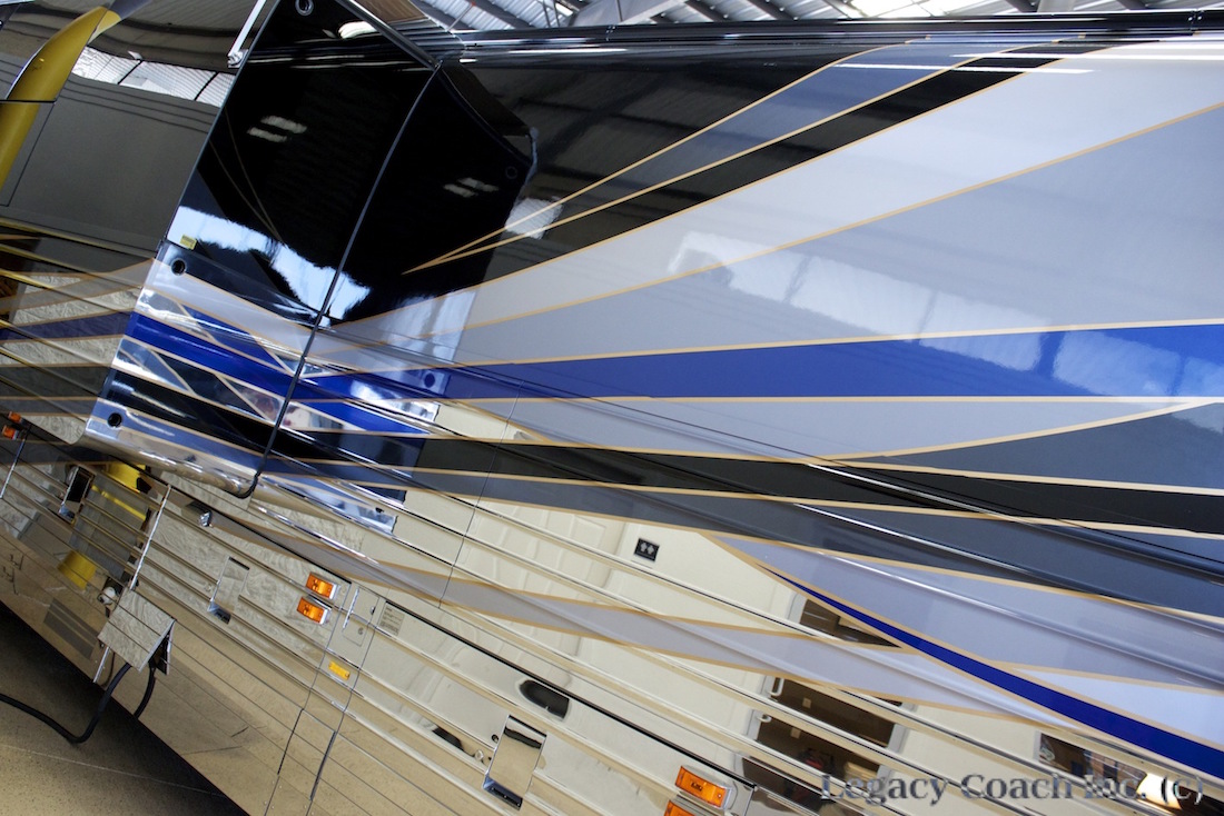 2004 Prevost Royale XLII For Sale