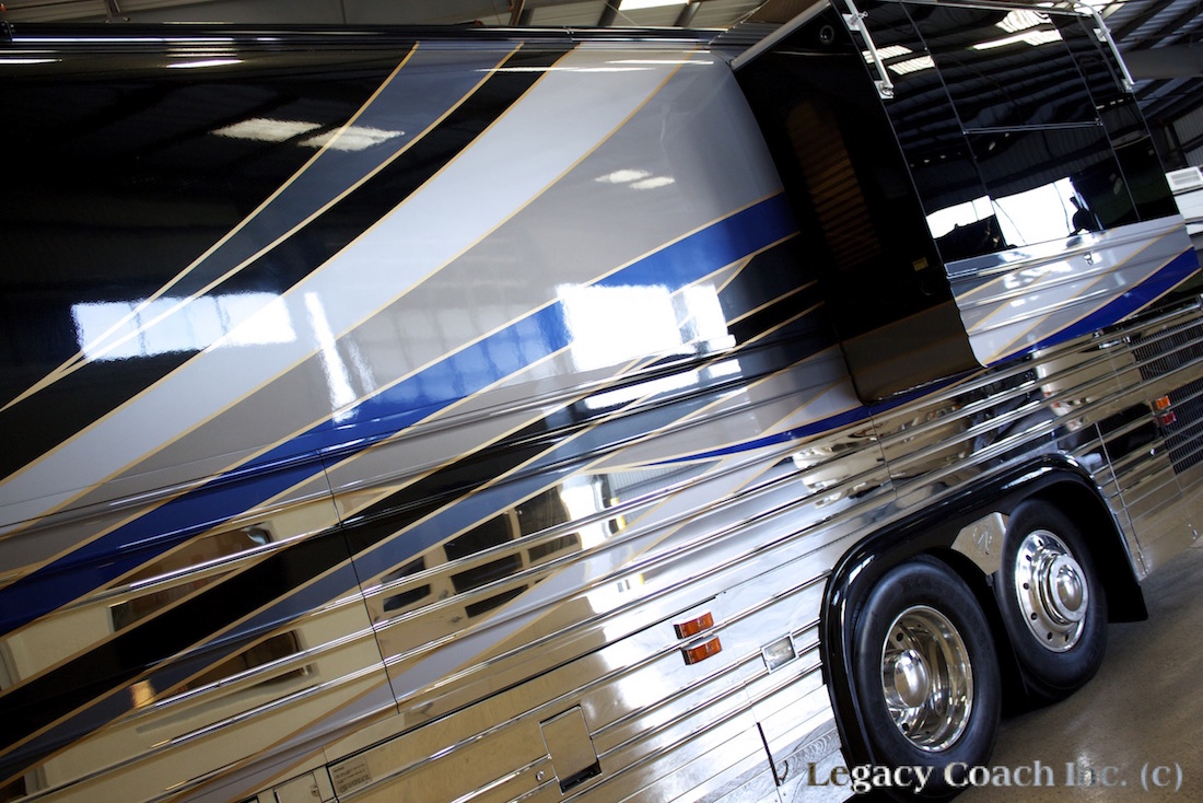 2004 Prevost Royale XLII For Sale