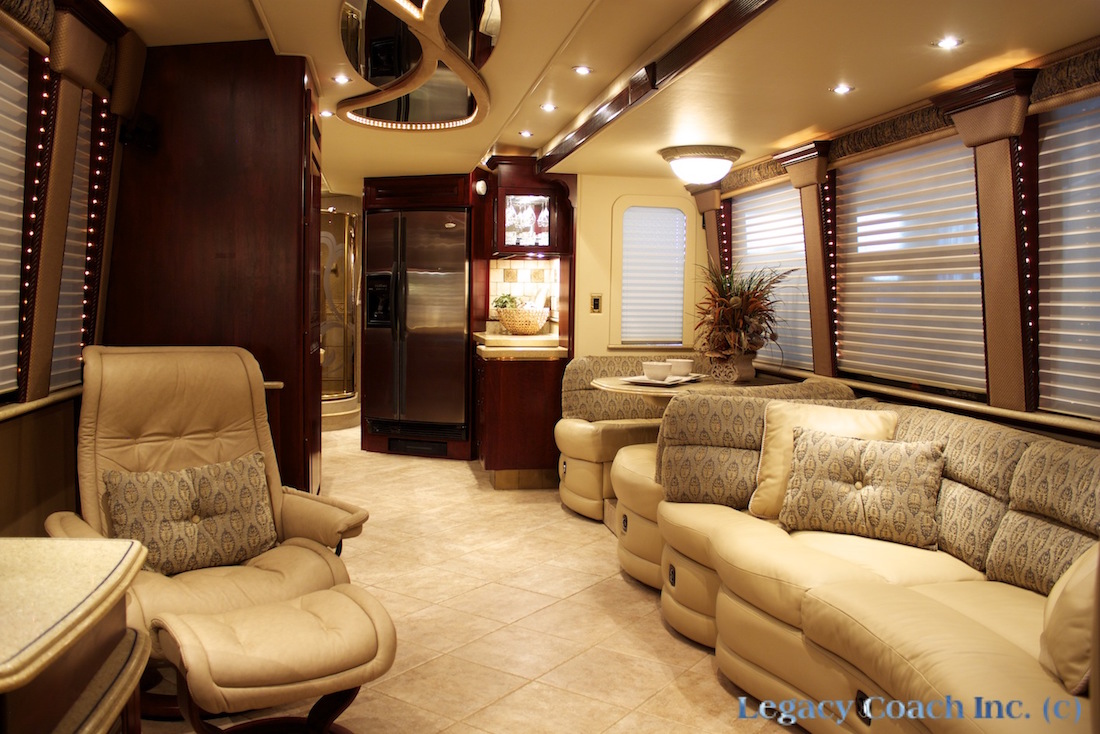 2004 Prevost Royale XLII For Sale