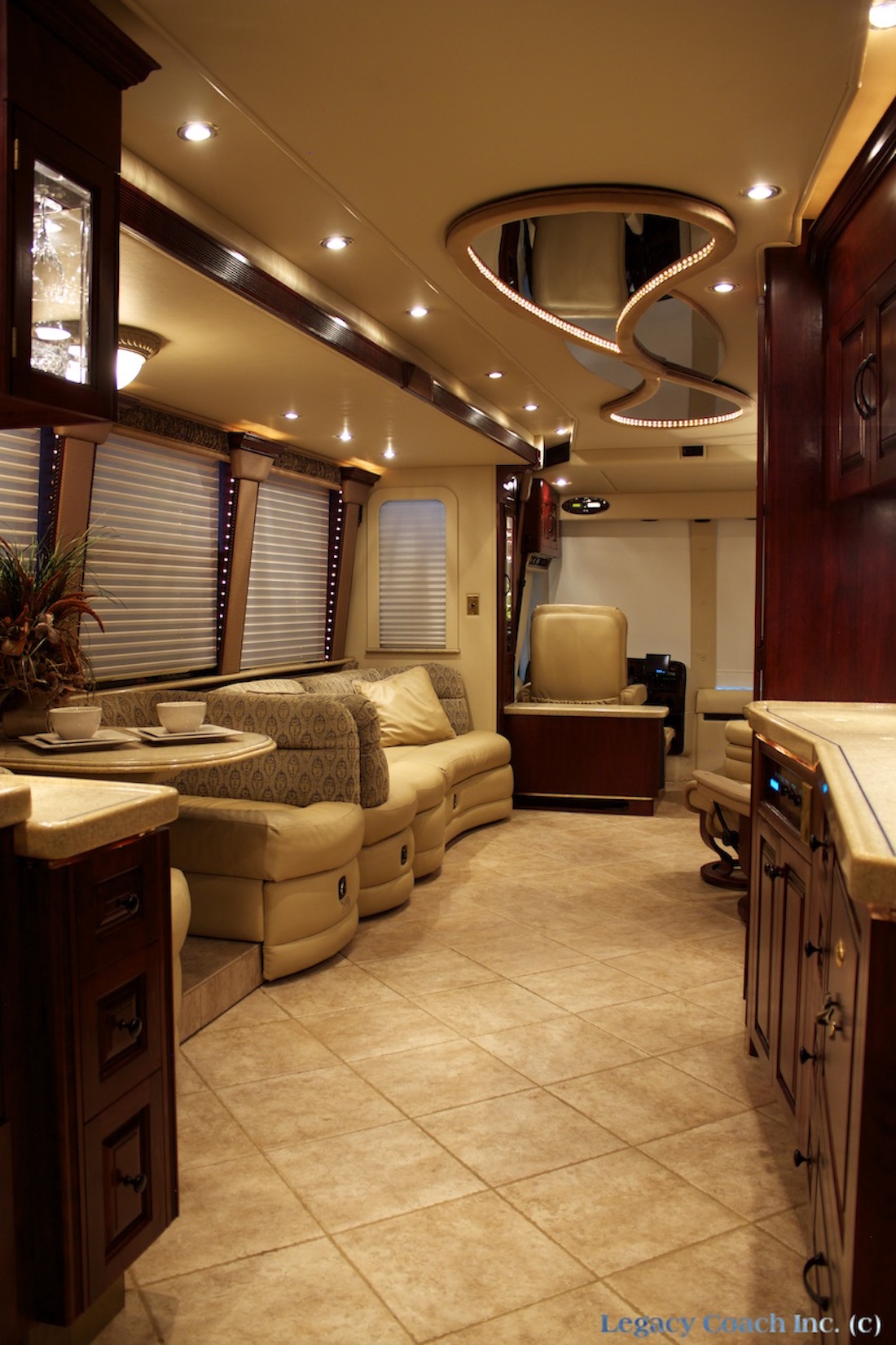 2004 Prevost Royale XLII For Sale