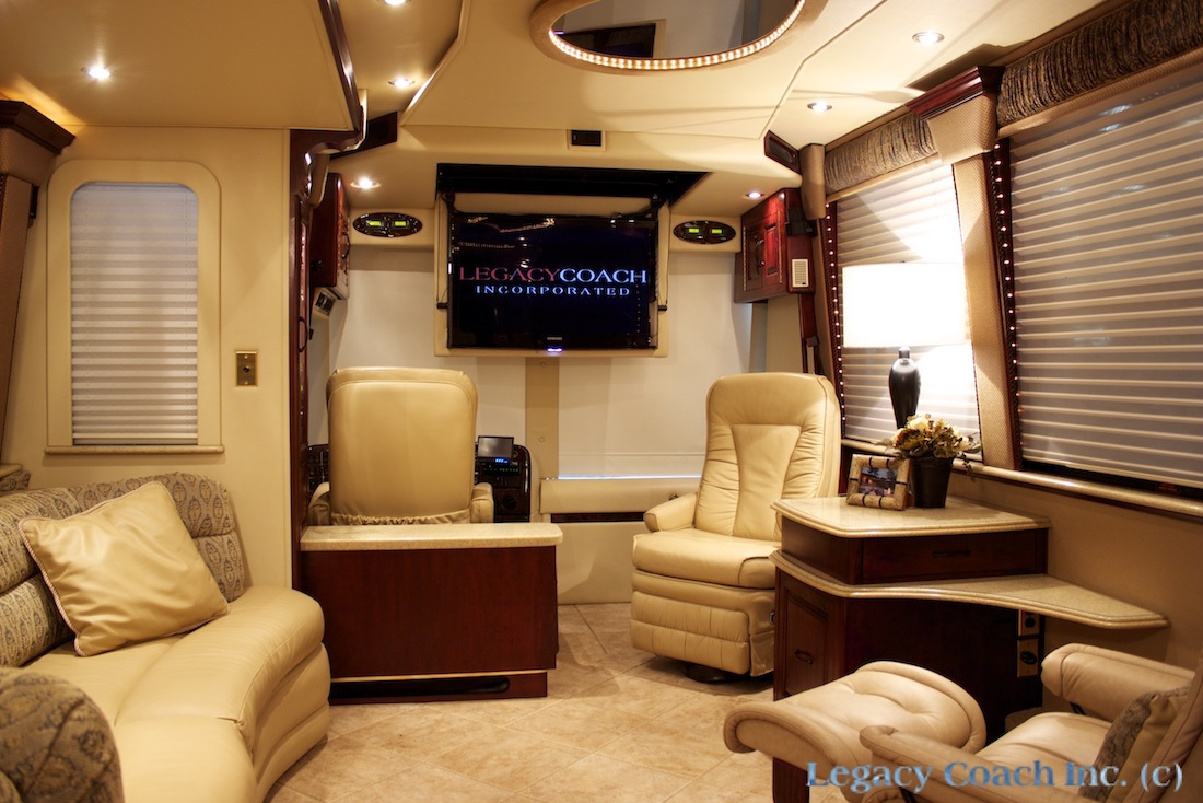 2004 Prevost Royale XLII For Sale