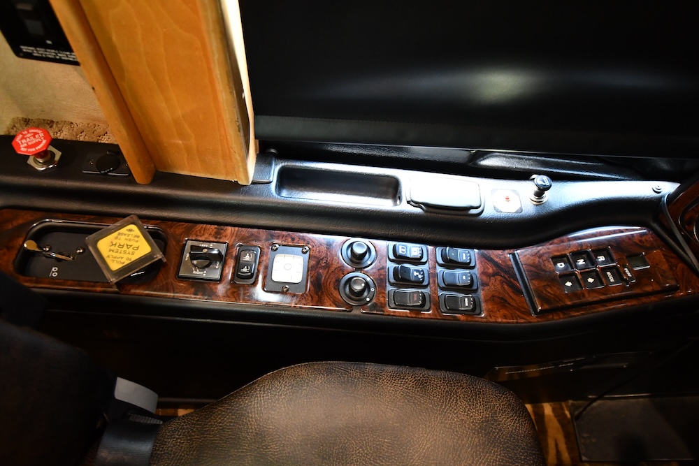 2004 Prevost Royale XLII For Sale