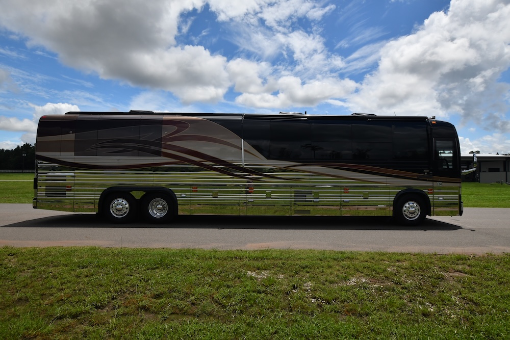 2004 Prevost Royale XLII For Sale
