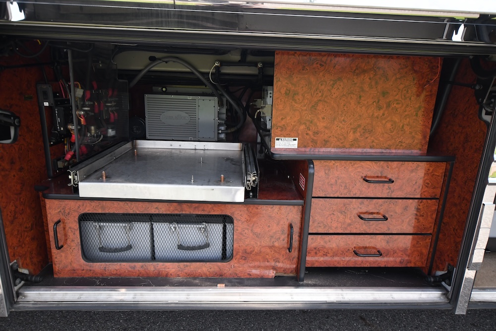 2004 Prevost Royale XLII For Sale