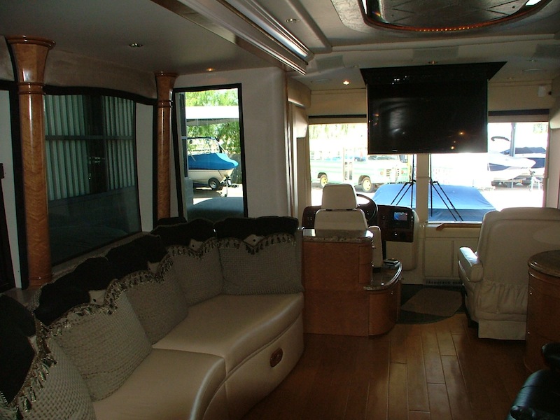 2004 Prevost Royale XLII For Sale