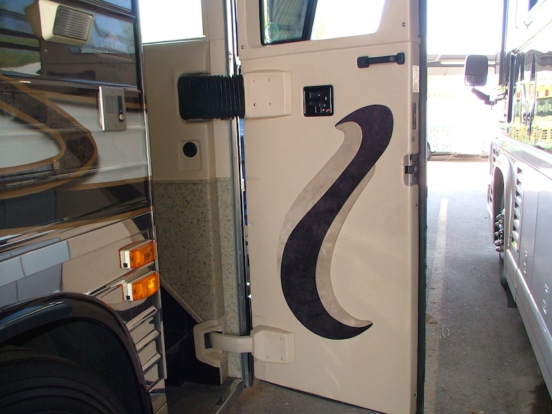 2004 Prevost Royale XLII For Sale