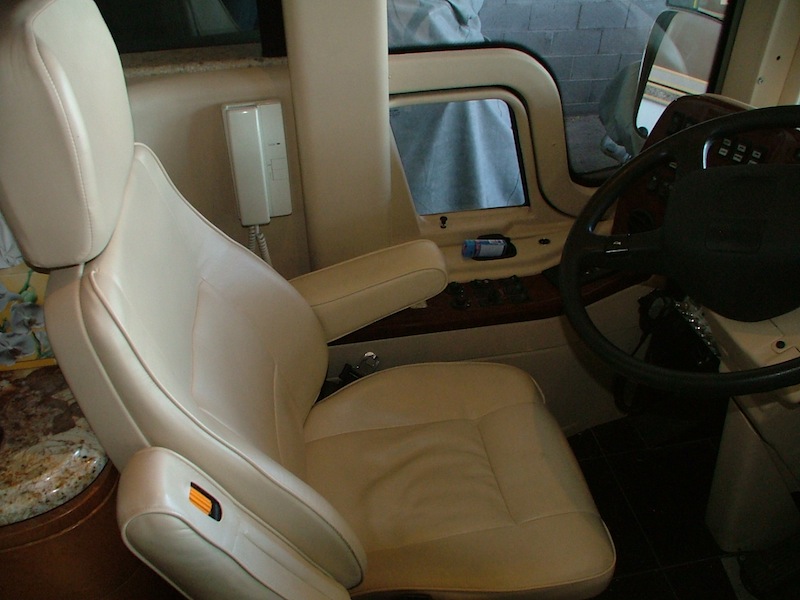 2004 Prevost Royale XLII For Sale