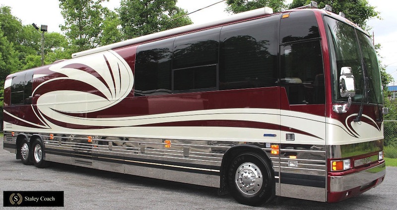 2004 Prevost Entertainer Star XLII For Sale