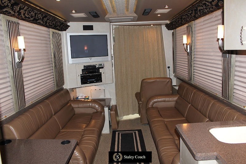 2004 Prevost Entertainer Star XLII For Sale