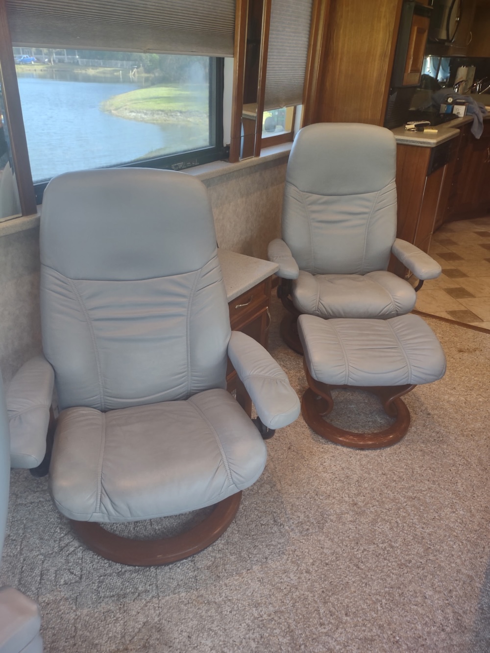2004 Prevost XLII For Sale