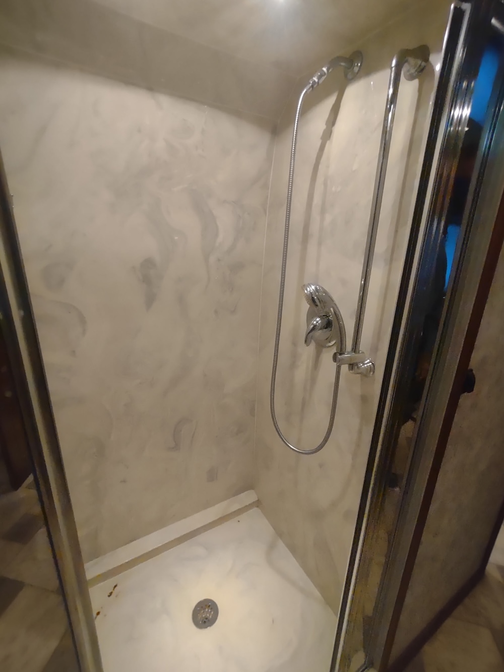 2004 Prevost XLII For Sale