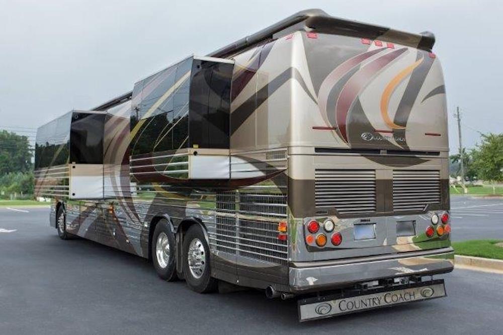 2005 Prevost Country Coach XLII For Sale