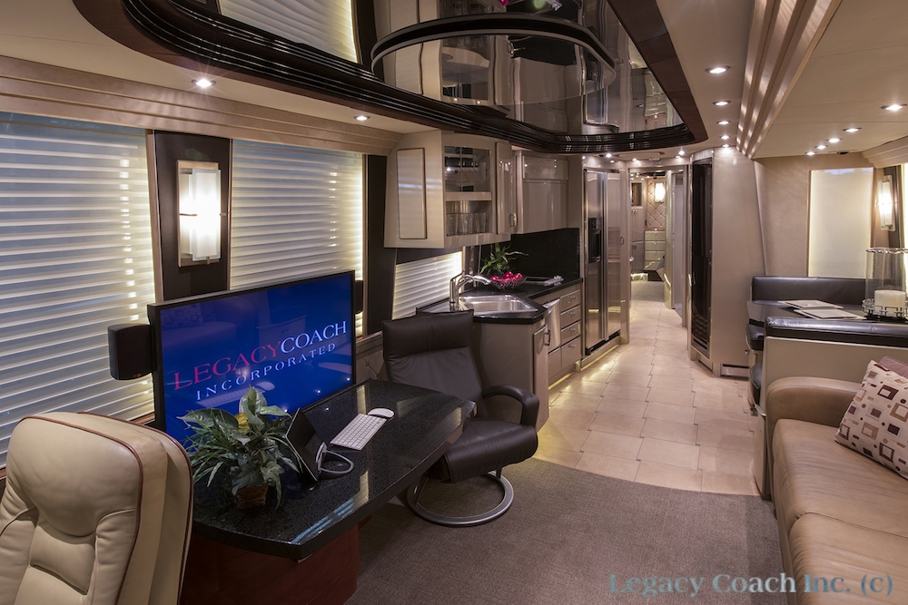 2005 Prevost Country Coach XLII For Sale