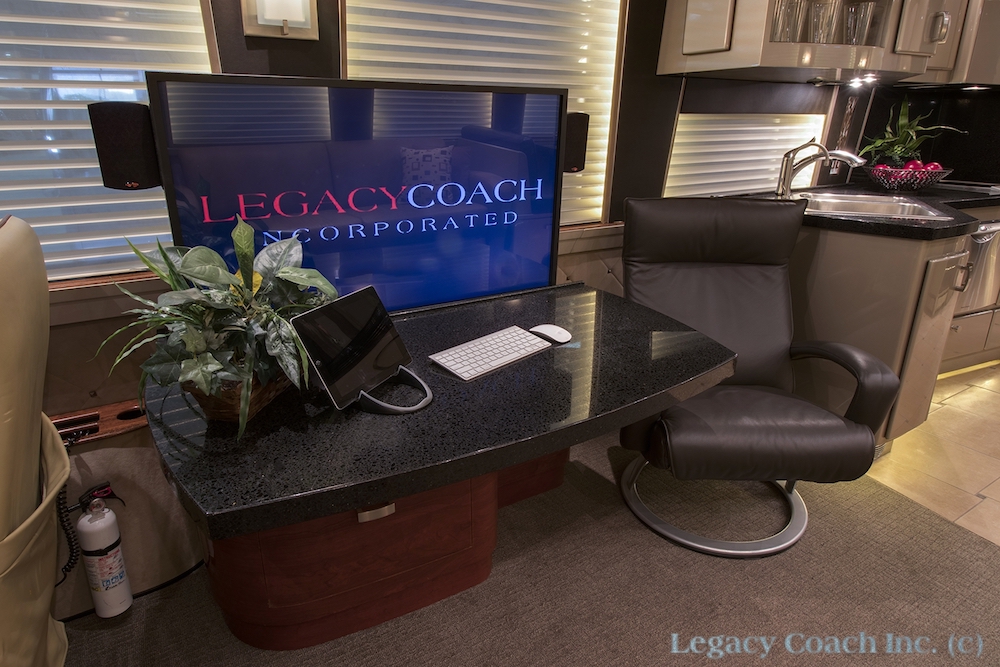 2005 Prevost Country Coach XLII For Sale