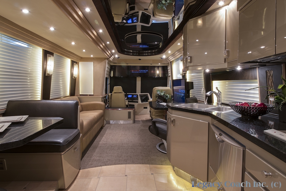 2005 Prevost Country Coach XLII For Sale