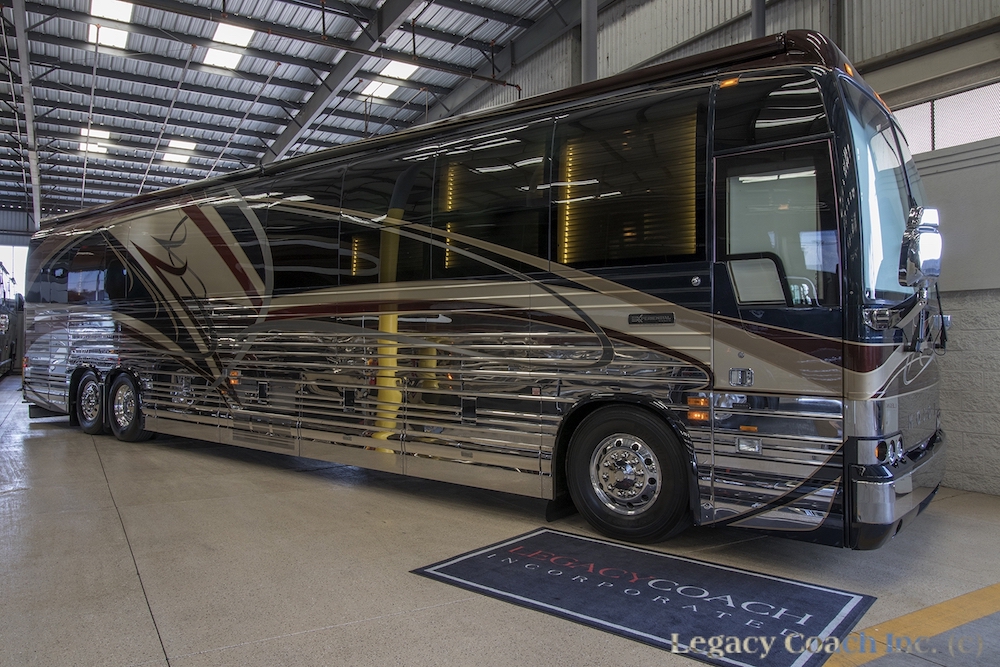 2005 Prevost Country Coach XLII For Sale