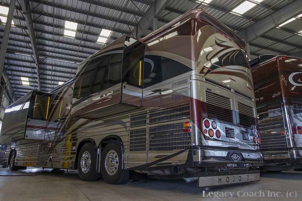 2005 Prevost Country Coach XLII For Sale