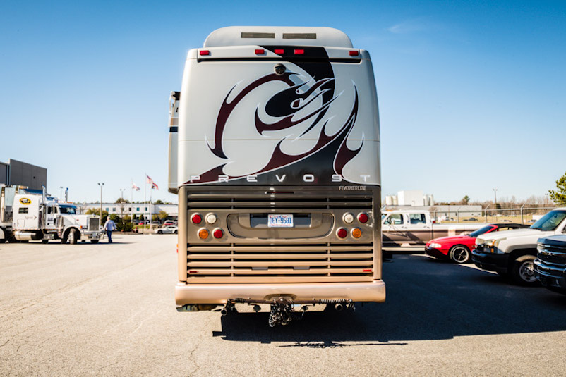 2005 Prevost Featherlite H3-45 For Sale