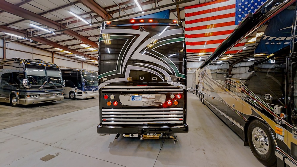 2005 Prevost Featherlite  H3-45 For Sale