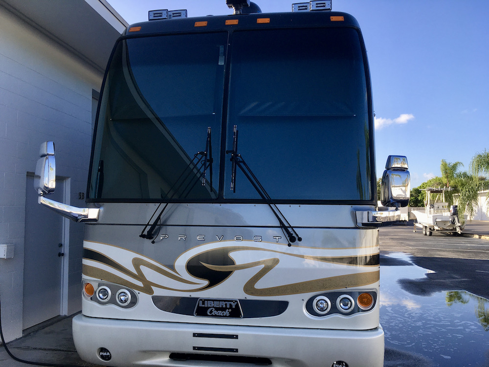 2005 Prevost Liberty H3-45 For Sale