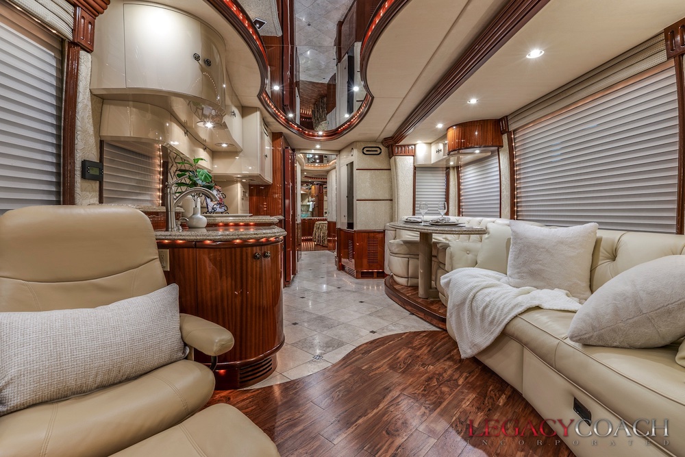 2005 Prevost Liberty H3-45 For Sale