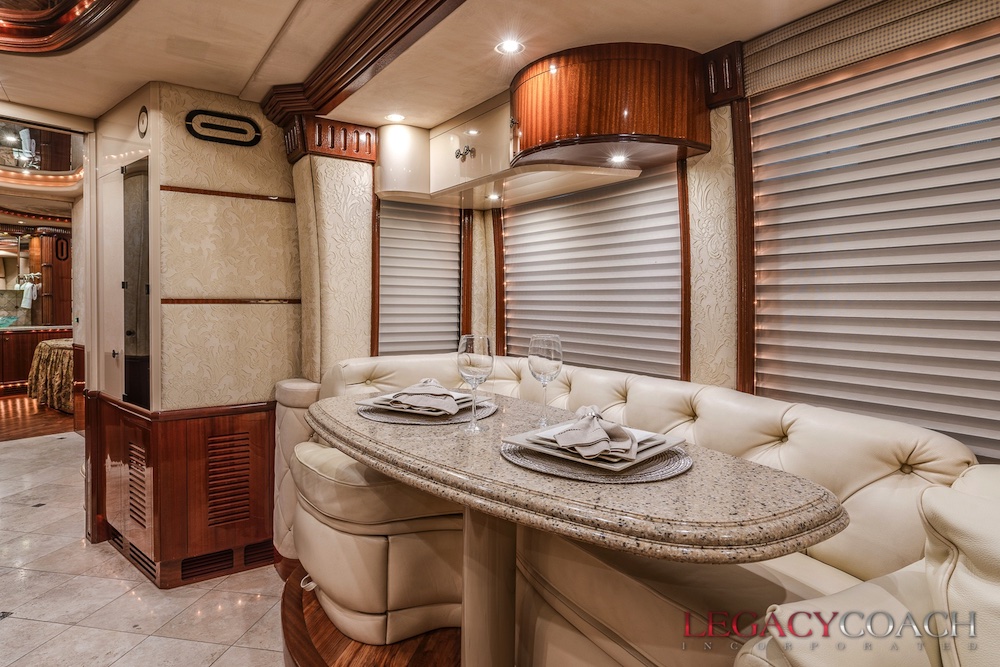 2005 Prevost Liberty H3-45 For Sale