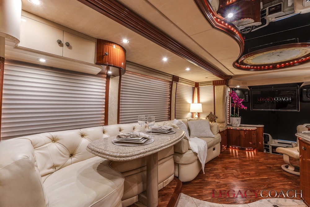 2005 Prevost Liberty H3-45 For Sale