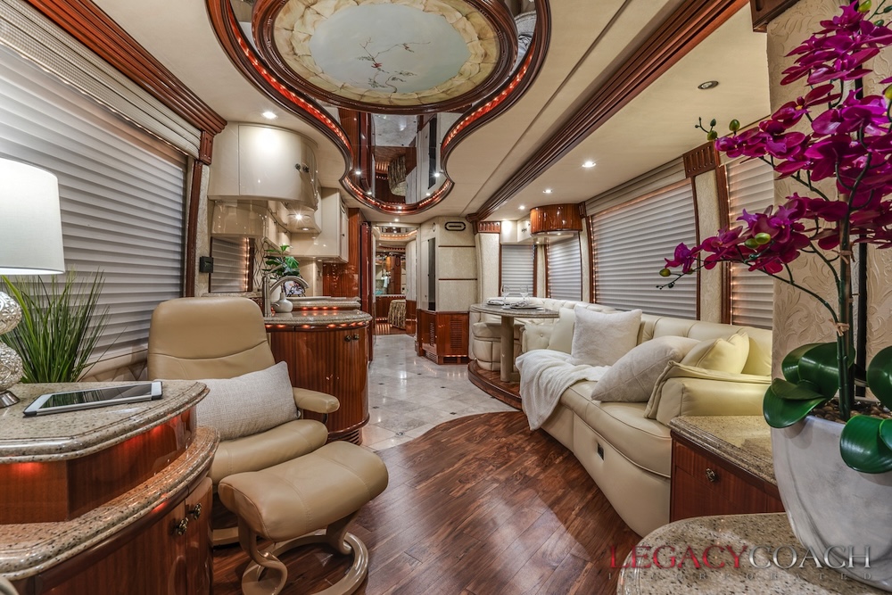 2005 Prevost Liberty H3-45 For Sale