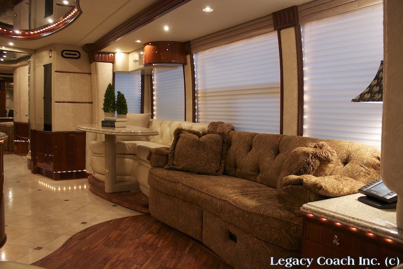 2005 Prevost Liberty H3-45 For Sale