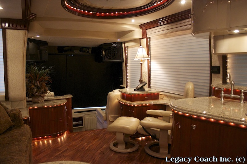 2005 Prevost Liberty H3-45 For Sale