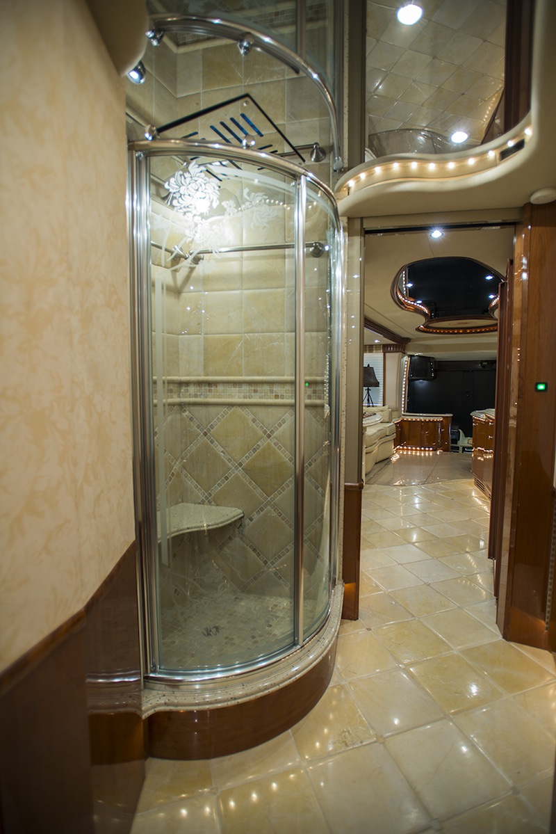 2005 Prevost Liberty H3-45 For Sale