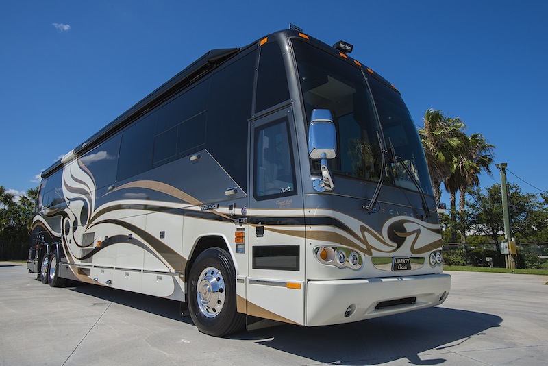 2005 Prevost Liberty H3-45 For Sale