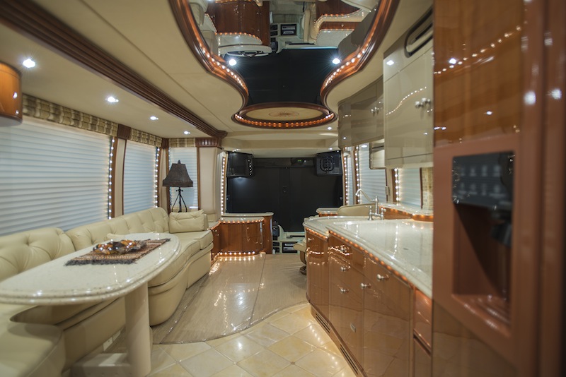 2005 Prevost Liberty H3-45 For Sale