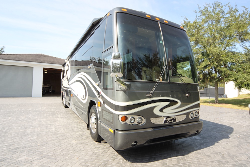 2005 Prevost Liberty H3-45 For Sale