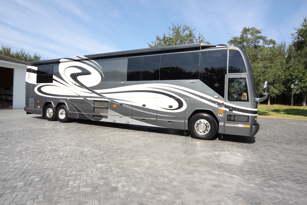 2005 Prevost Liberty H3-45 For Sale