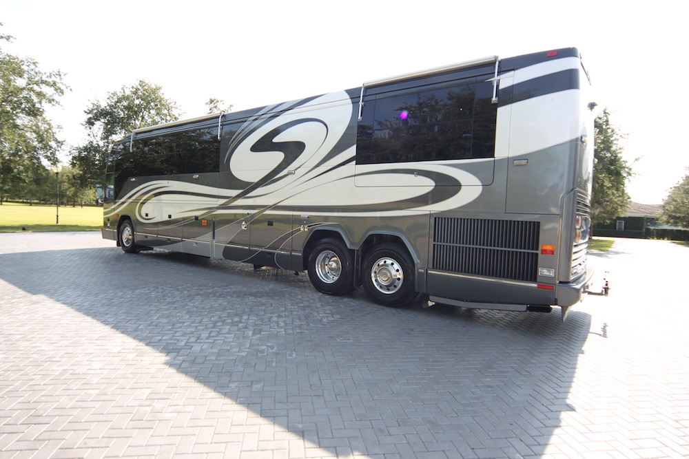 2005 Prevost Liberty H3-45 For Sale