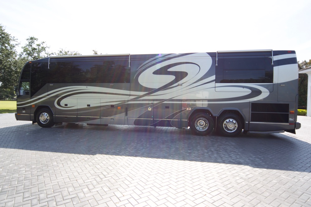 2005 Prevost Liberty H3-45 For Sale