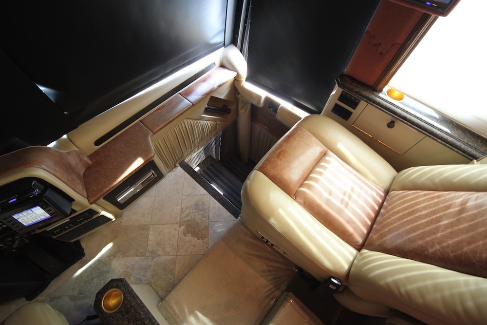 2005 Prevost Liberty H3-45 For Sale