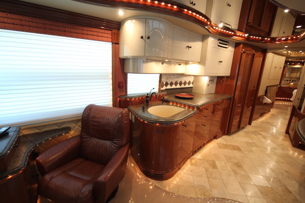 2005 Prevost Liberty H3-45 For Sale