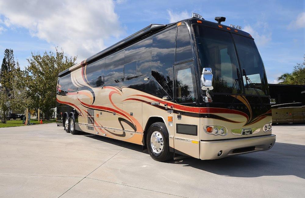 2005 Prevost Liberty H3-45 For Sale