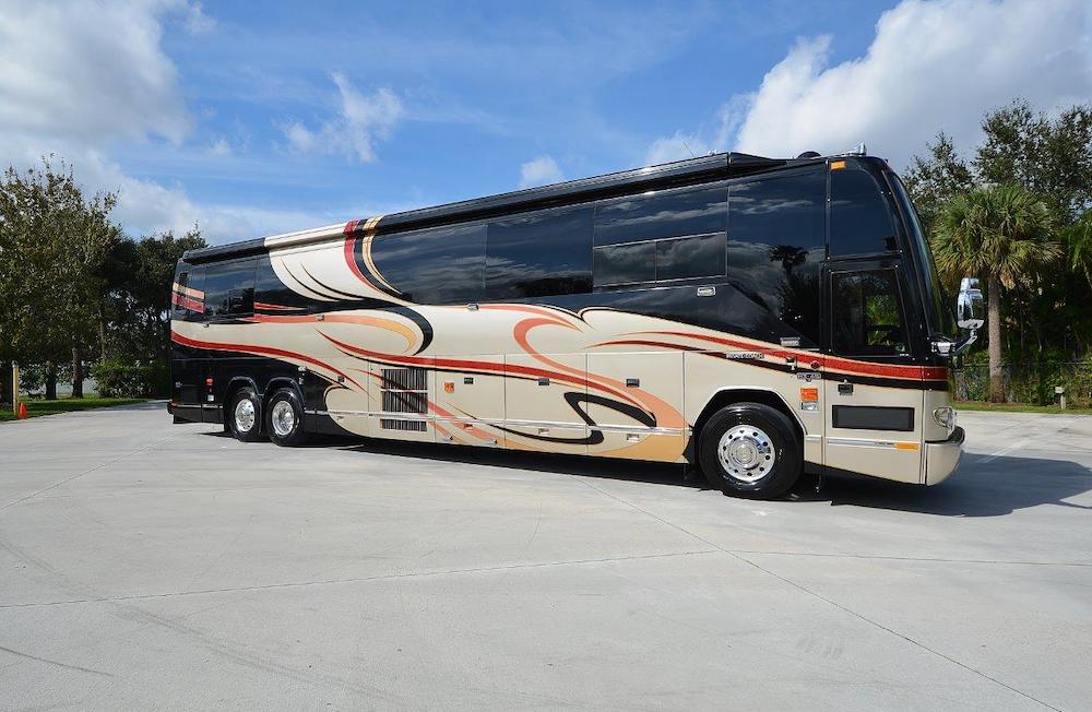 2005 Prevost Liberty H3-45 For Sale